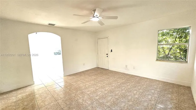 $2,500 | 74 Northwest 31st Street, Unit 2, Miami, FL 33127