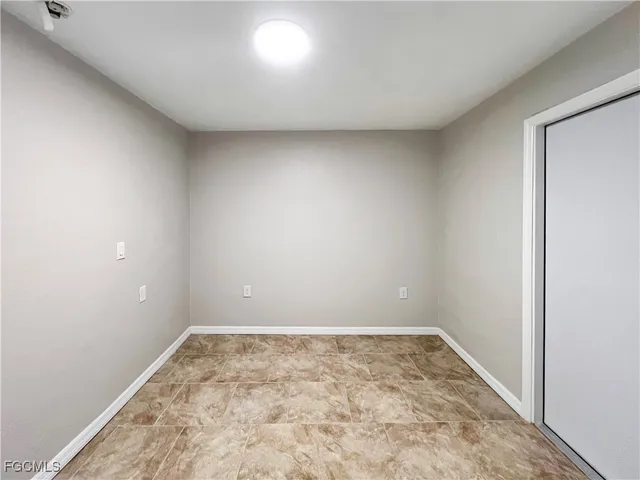 $899 | 15206 Stringfellow Road, Unit 3, Bokeelia, FL 33922