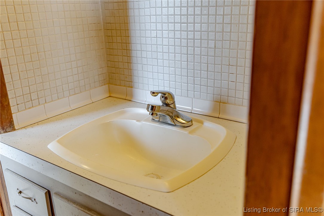1055 East Rudder Road Salem, IN 47167 - Photo 42 of 98 Gallery Image 42