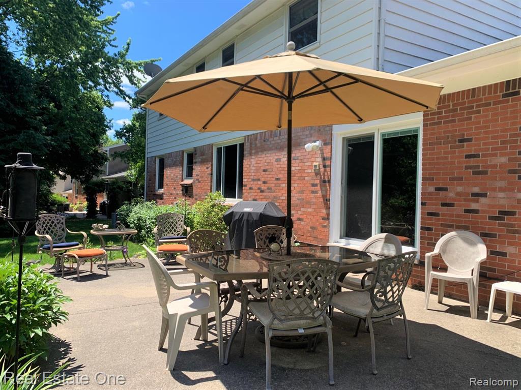 874 Bridgestone Drive Rochester Hills, MI 48309 - Photo 40 of 45