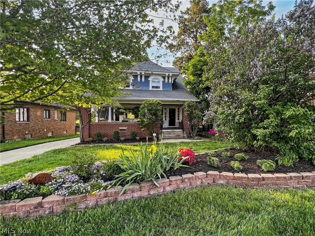 17212 Hilliard Road Lakewood, OH 44107 - Photo 1 of 40