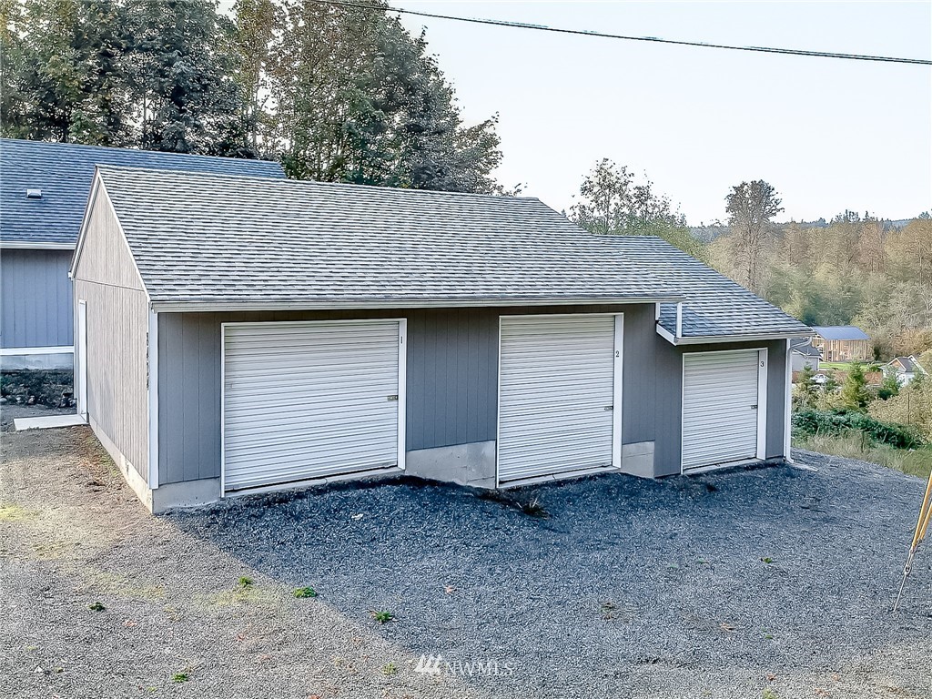8424 Robe Menzel Road Granite Falls, WA 98252 - Photo 2 of 14