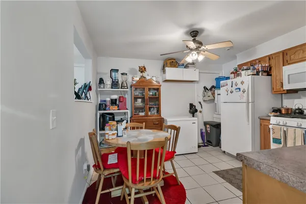 $220,000 | 5 Garibaldi Street, Unit 33, North Providence, RI 02911