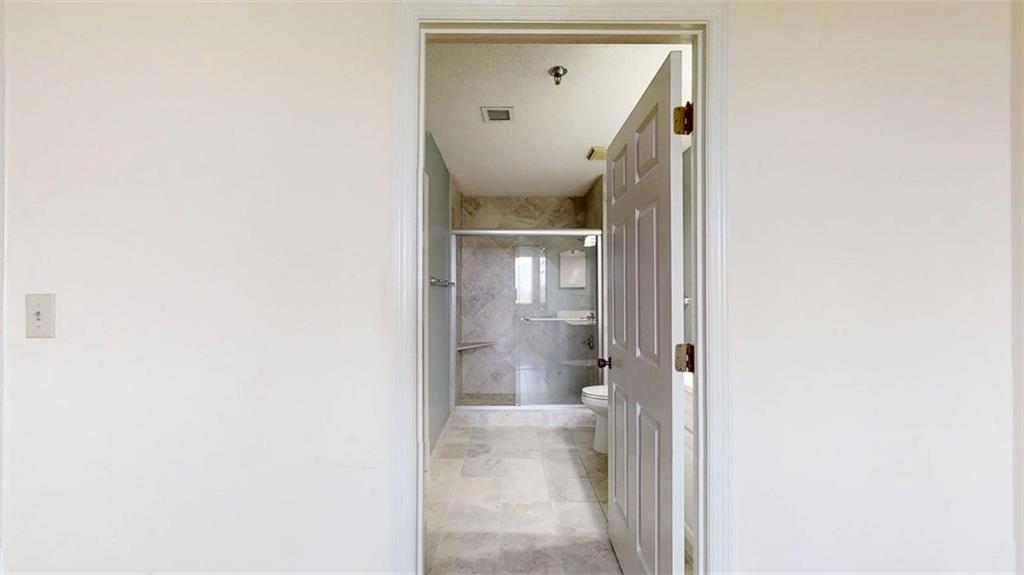 300 Johnson Ferry Road, Unit B607 Atlanta, GA 30328 - Photo 14 of 32