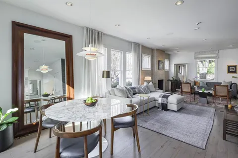 $1,189,000 | 319 North Edgefield Avenue, Dallas, TX 75208