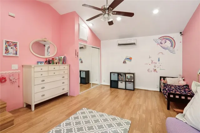 $999,950 | 18937 Sylvan Street, Tarzana, CA 91335