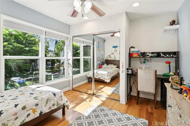 $999,950 | 18937 Sylvan Street, Tarzana, CA 91335