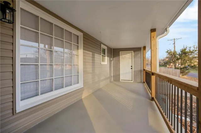 $540,000 | 8641 Broadmoor Street, Overland Park, KS 66212