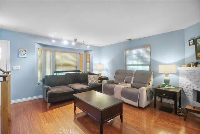 $675,000 | 259 North Holliston Avenue, Unit 1, Pasadena, CA 91106