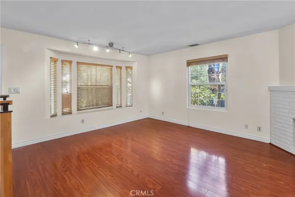 $650,000 | 259 North Holliston Avenue, Unit 1, Pasadena, CA 91106