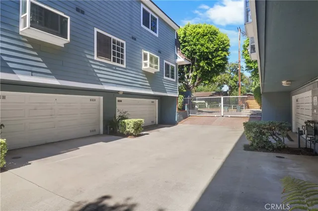 $675,000 | 259 North Holliston Avenue, Unit 1, Pasadena, CA 91106