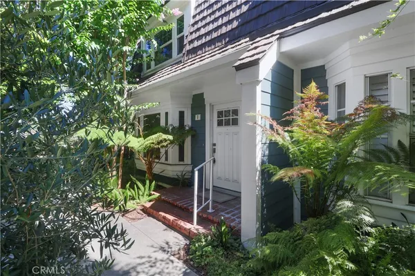 $650,000 | 259 North Holliston Avenue, Unit 1, Pasadena, CA 91106