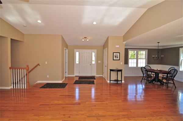134 Cumberland Road Wrentham, MA 02093 - Photo 8 of 28