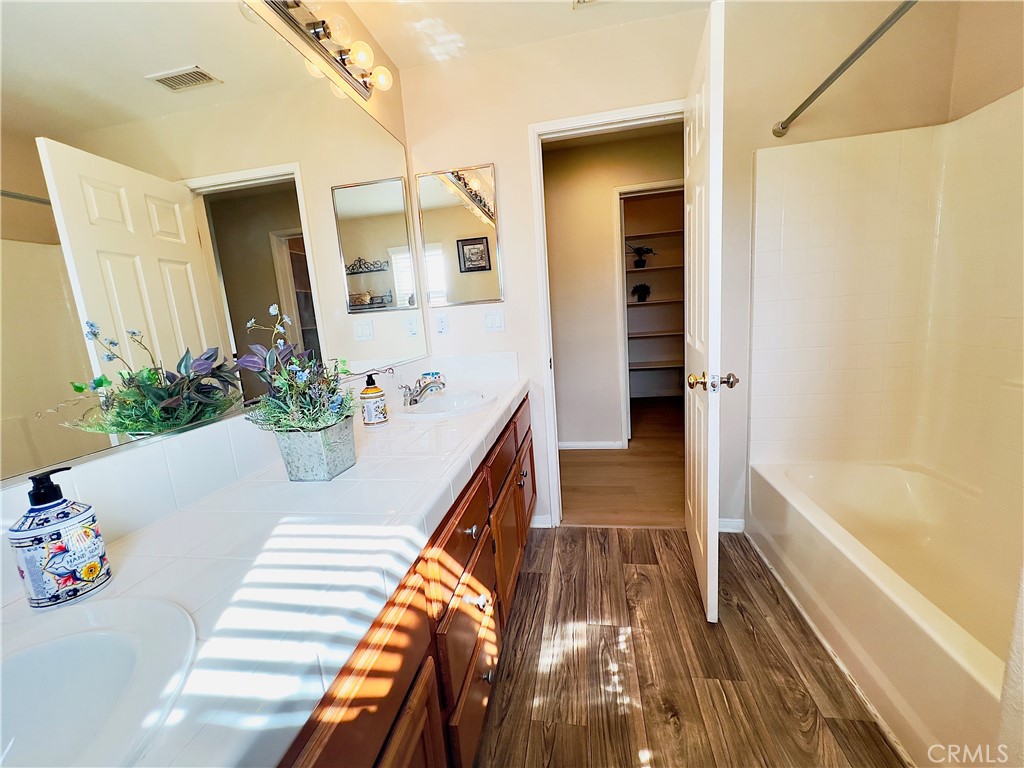 17231 Greentree Drive Riverside, CA 92503 - Photo 34 of 52 Gallery Image 34