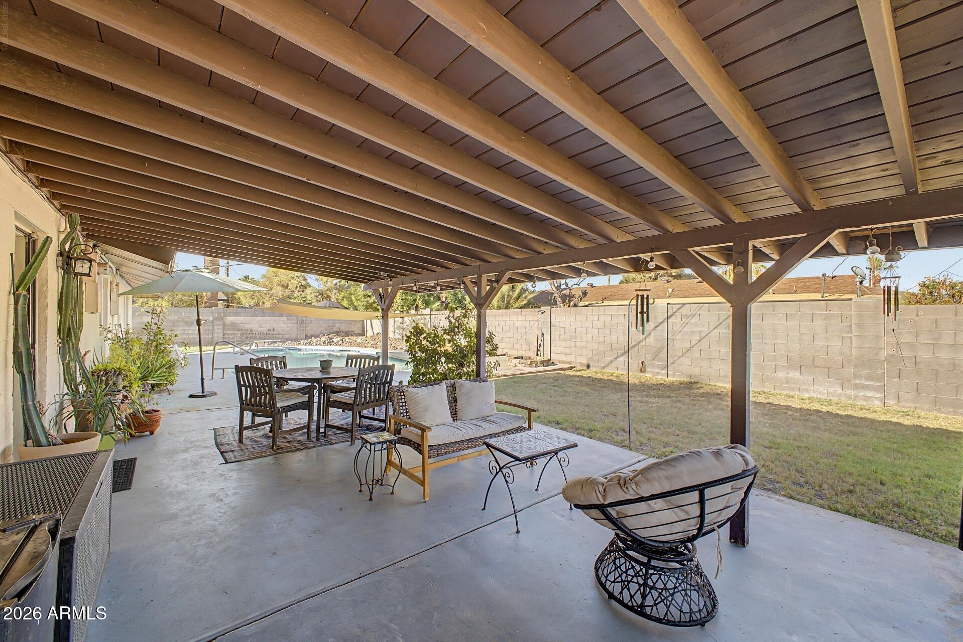 8913 North 17th Lane Phoenix, AZ 85021 - Photo 22 of 28 Spacious covered patio