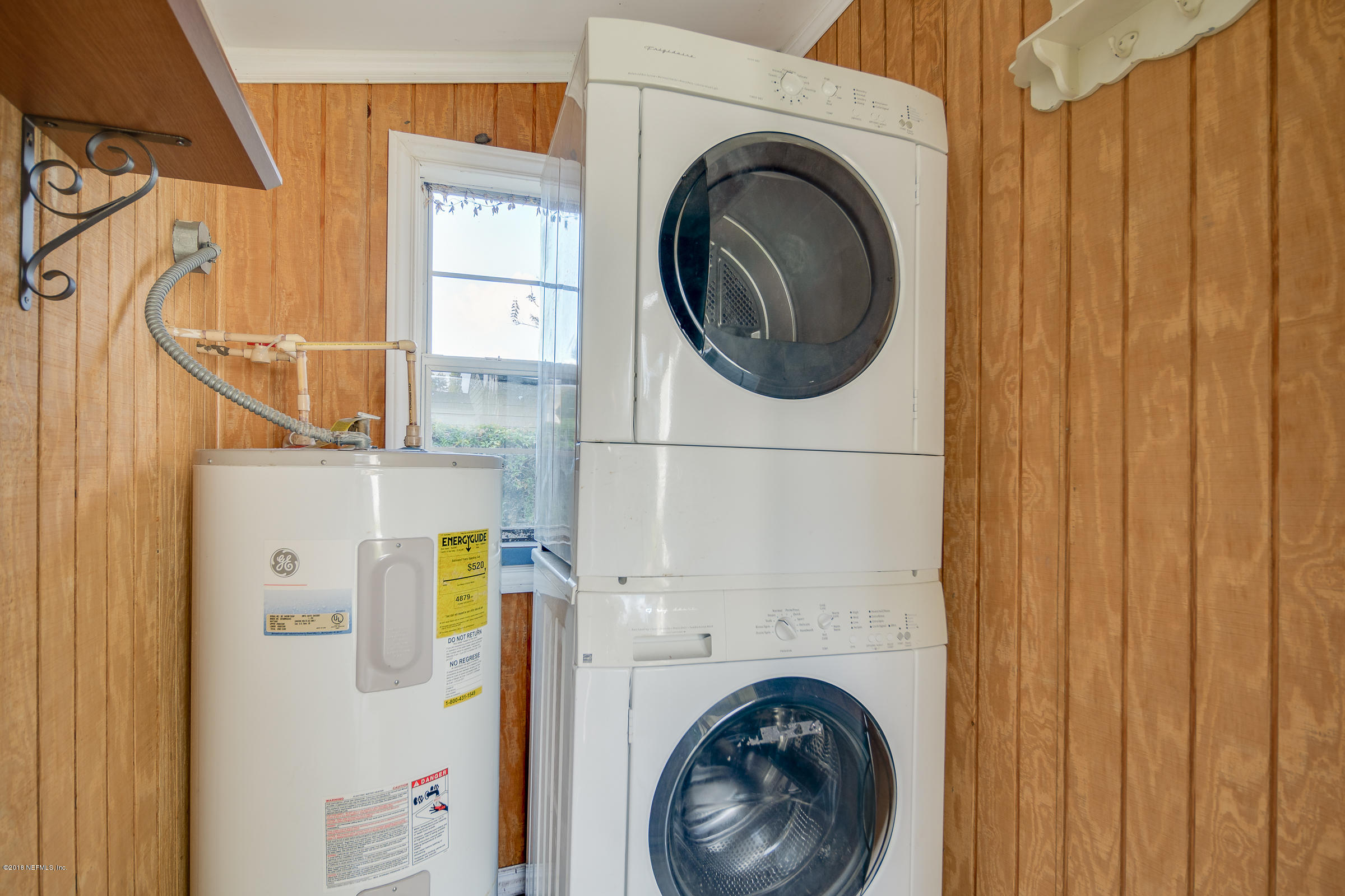 1509 Mayfair Road Jacksonville, FL 32207 - Photo 19 of 22 a utility room with dryer and washer