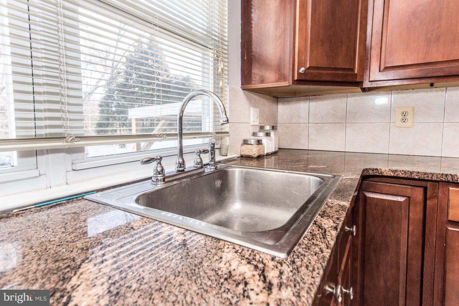 441 Kismet Road Philadelphia, PA 19115 - Photo 14 of 59
