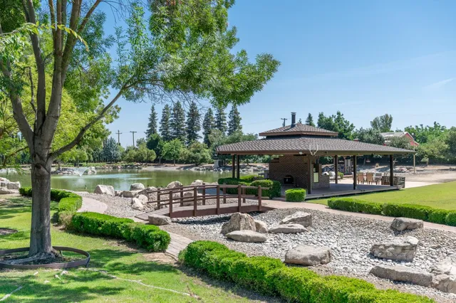 $2,250,000 | 13715 East Nebraska Avenue, Kingsburg, CA 93631
