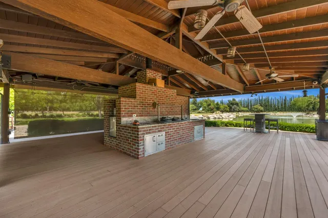 $2,250,000 | 13715 East Nebraska Avenue, Kingsburg, CA 93631