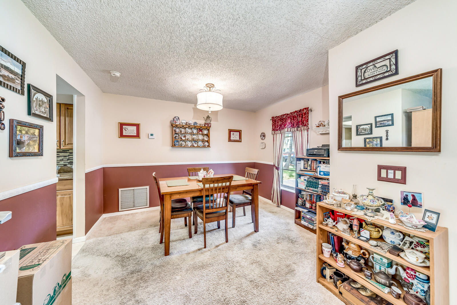 22243 Southwest 64th Way Boca Raton, FL 33428 - Photo 14 of 47 a living room with furniture and a rug