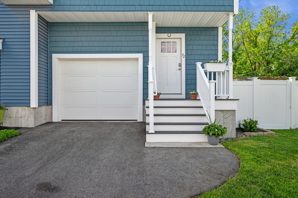 72 Manchester Street, Unit 72 Lowell, MA 01852 - Photo 2 of 41