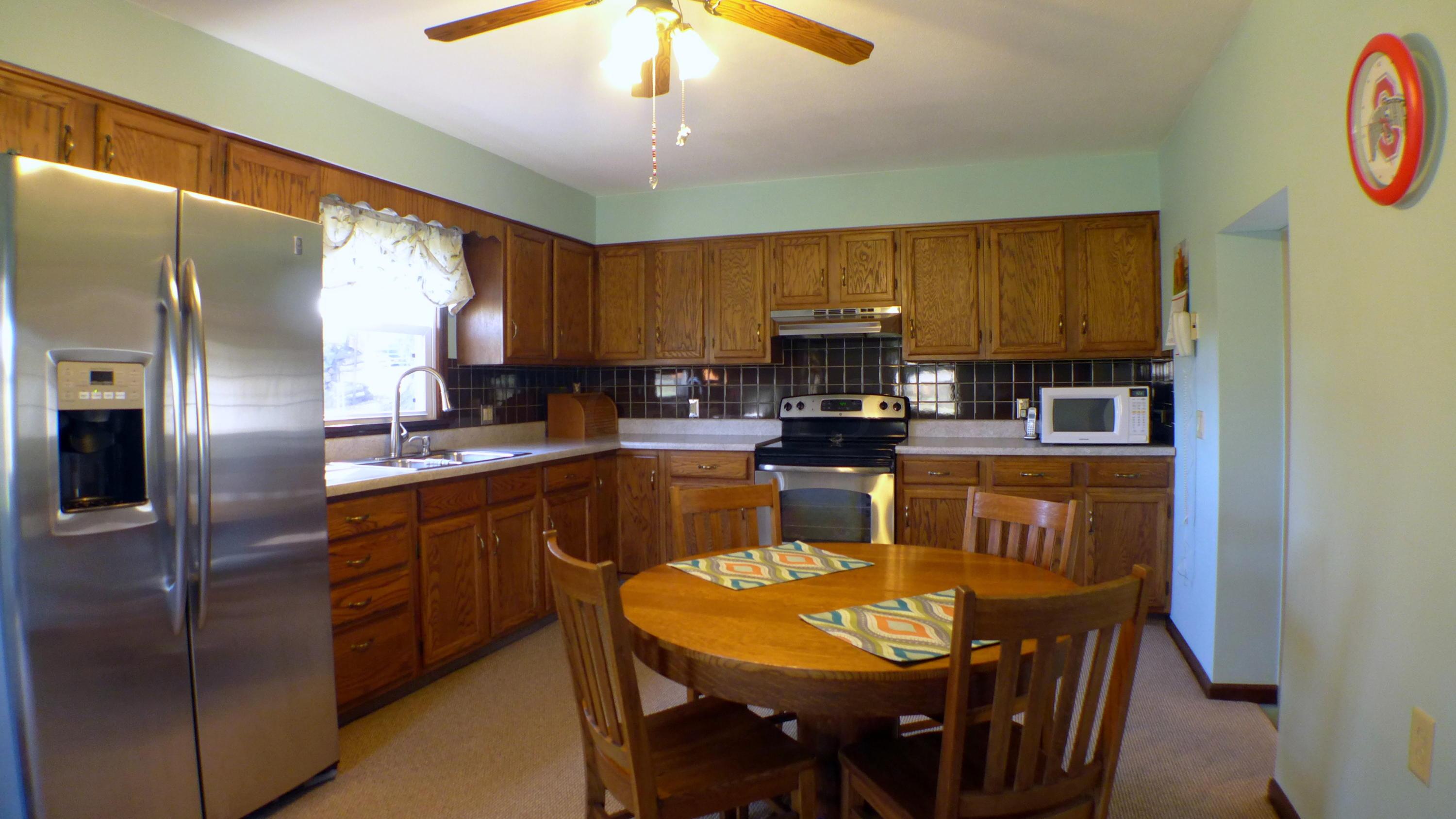 3087 Hankinson Road Granville, OH 43023 - Photo 4 of 29