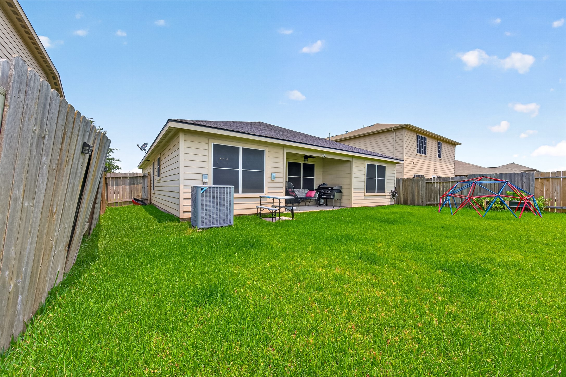 902 Marigold Road Baytown, TX 77521 - Photo 42 of 43