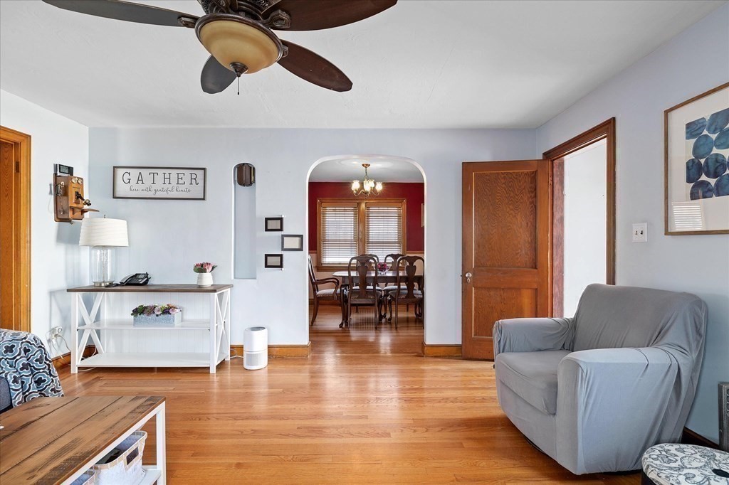 5 Liscomb Street Worcester, MA 01604 - Photo 7 of 29 Gallery Image 7