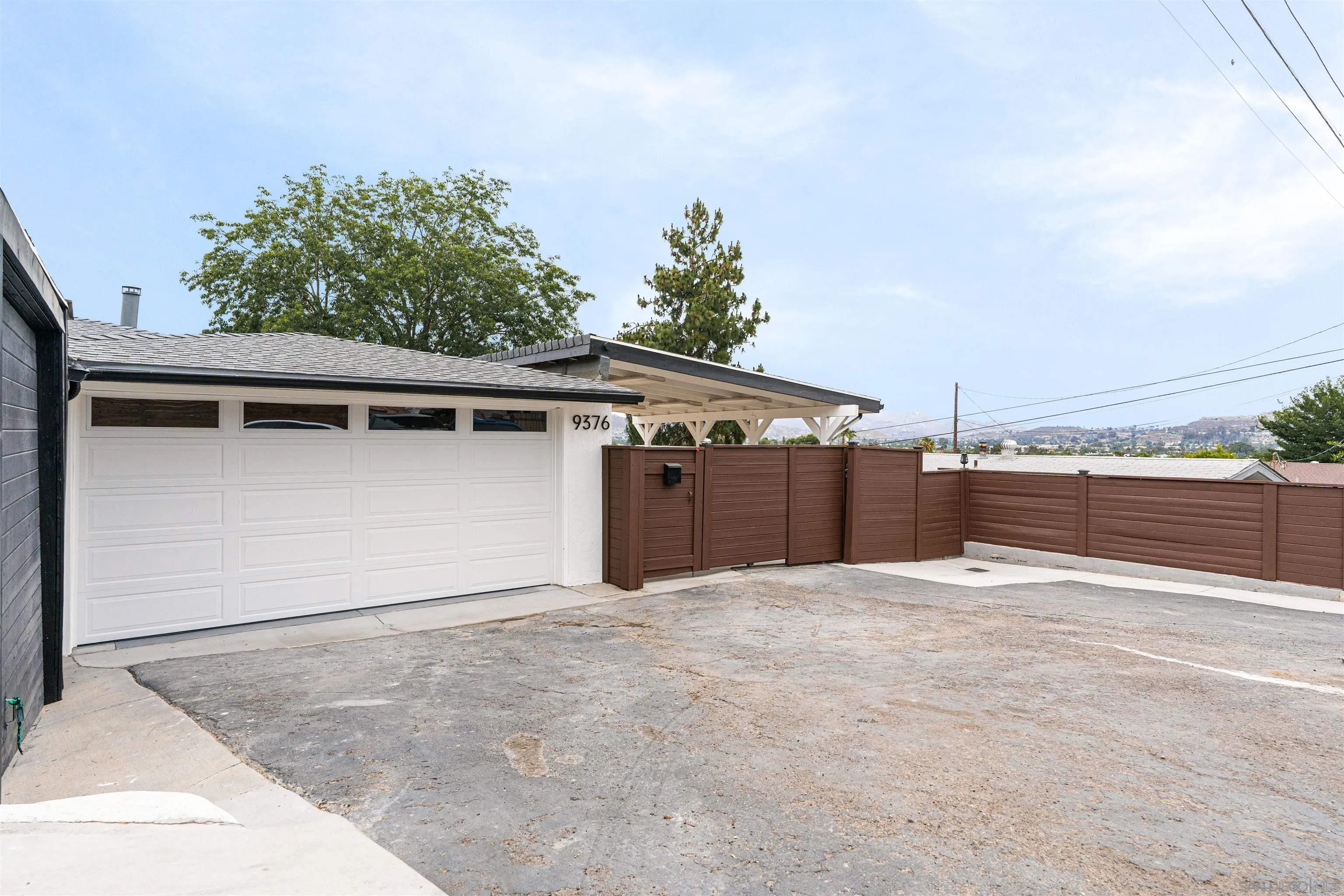 9376 Starcrest Drive Santee, CA 92071 - Photo 36 of 39 a view of a garage