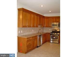 366 Oakshade Road Shamong, NJ 08088 - Photo 4 of 6 Gallery Image 4