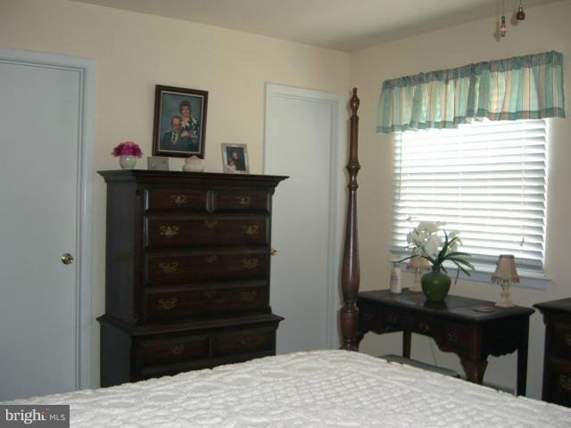 7003 Basswood Road Frederick, MD 21703 - Photo 18 of 19 Bedroom (Master)