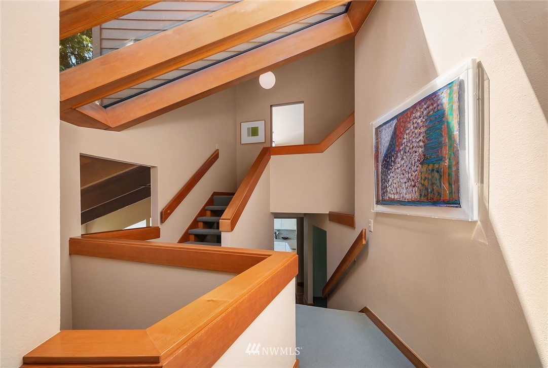 5315 Butterworth Road Mercer Island, WA 98040 - Photo 14 of 25