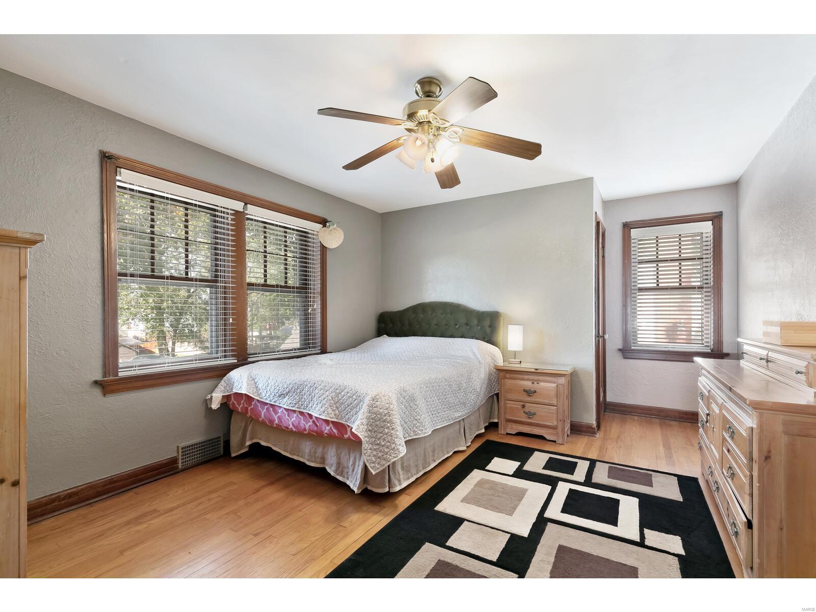 2501 Brown Road St. Louis, MO 63114 - Photo 16 of 29 Gallery Image 16