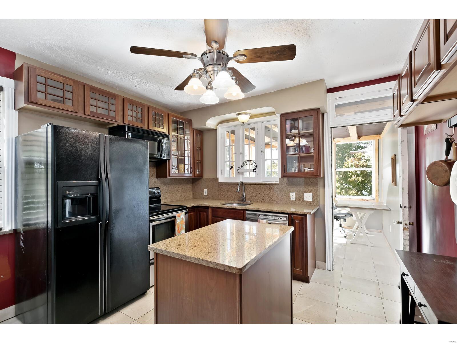 2501 Brown Road St. Louis, MO 63114 - Photo 10 of 29 Gallery Image 10