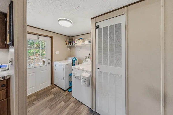 a view of utility room with washer and dryer