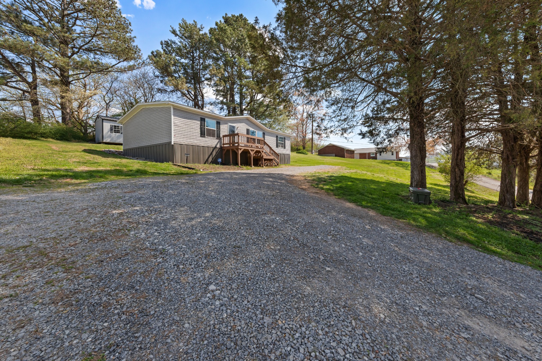 125 Hailey Avenue Carthage, TN 37030 - Photo 2 of 18