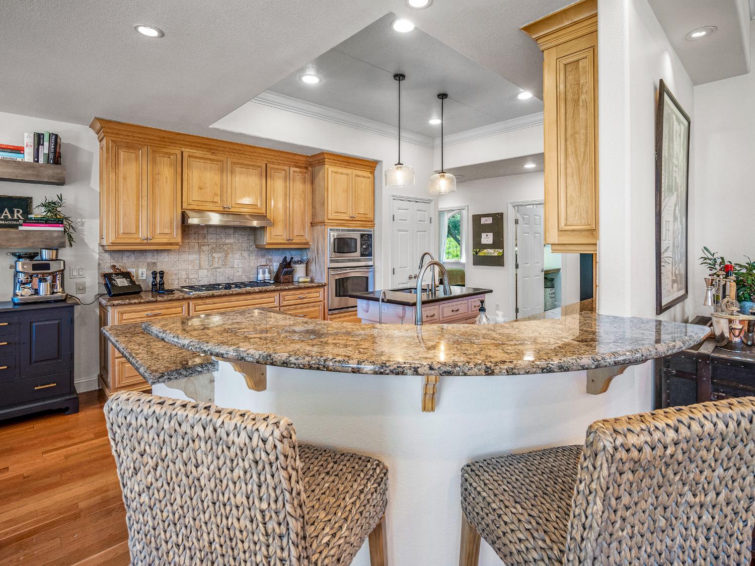 5080 Gold Hill Road Placerville, CA 95667 - Photo 11 of 63 Breakfast counter.