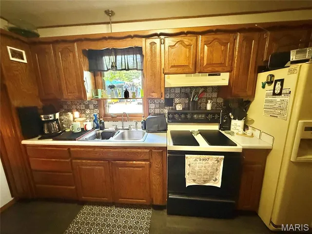 $249,900 | 907 Wayne 314, Patterson, MO 63956