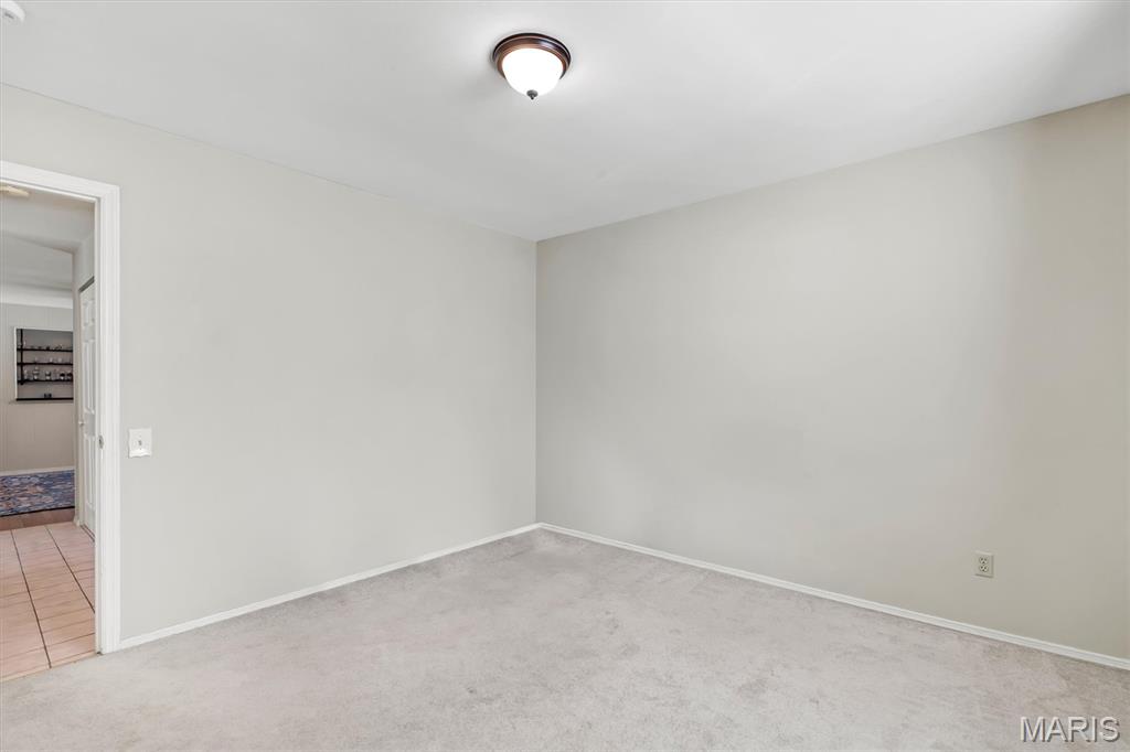 902 Rustic Manor Circle Ballwin, MO 63011 - Photo 22 of 42