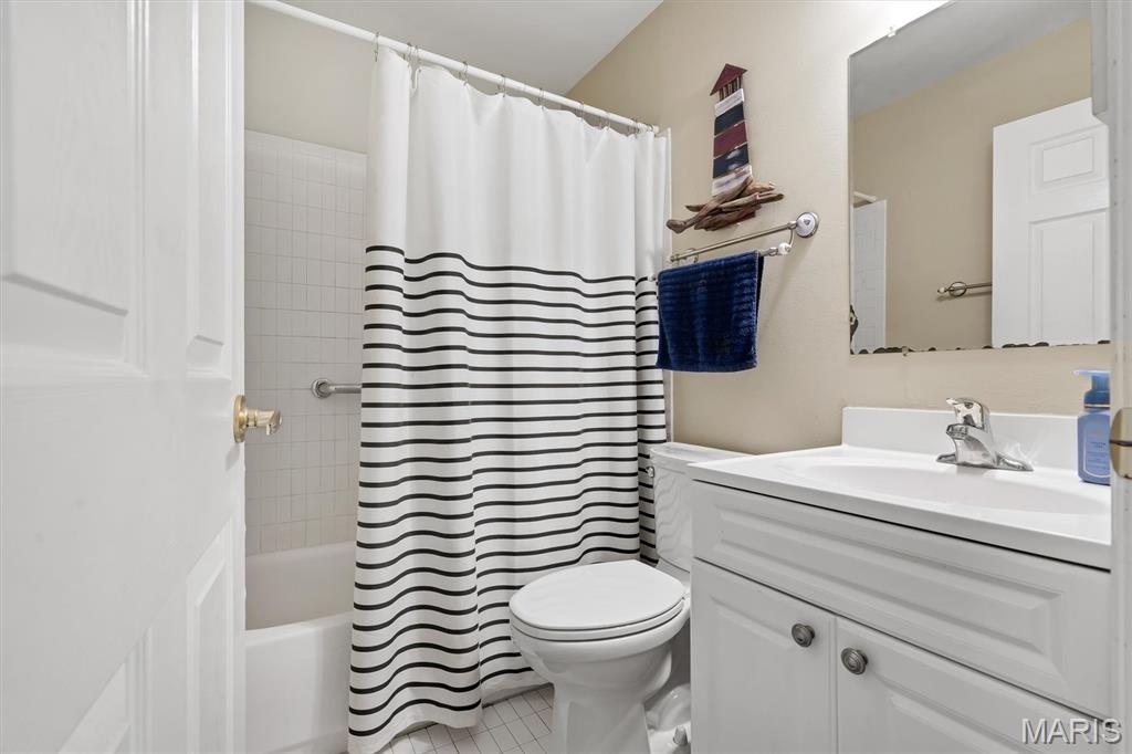 902 Rustic Manor Circle Ballwin, MO 63011 - Photo 23 of 42