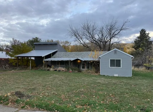 $150,000 | 98 Main Street, Pomeroy, WA 99347
