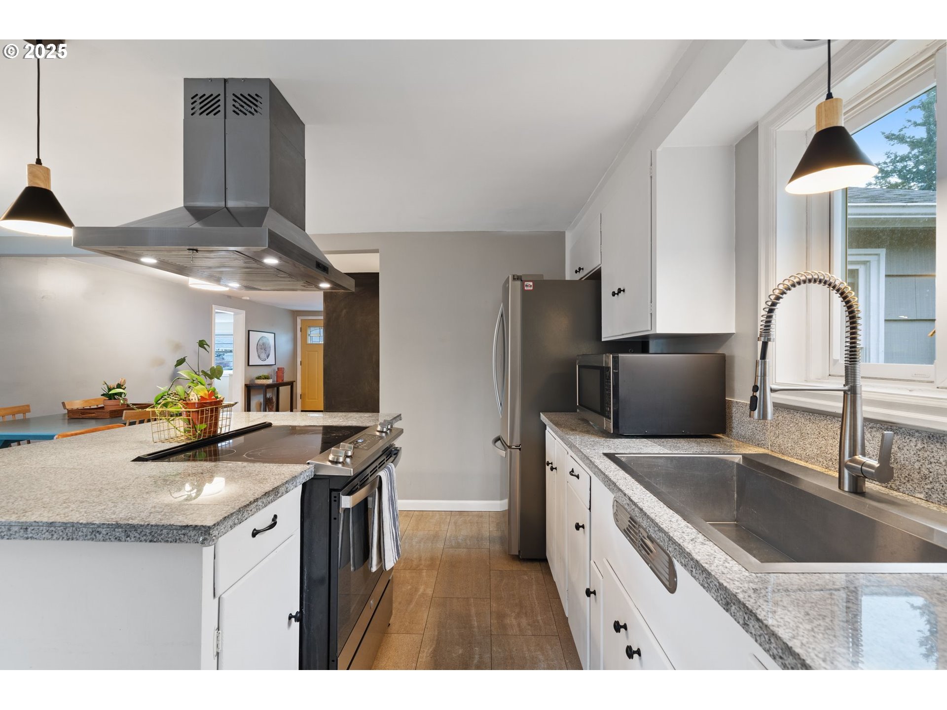 4680 Exeter Street West Linn, OR 97068 - Photo 11 of 26