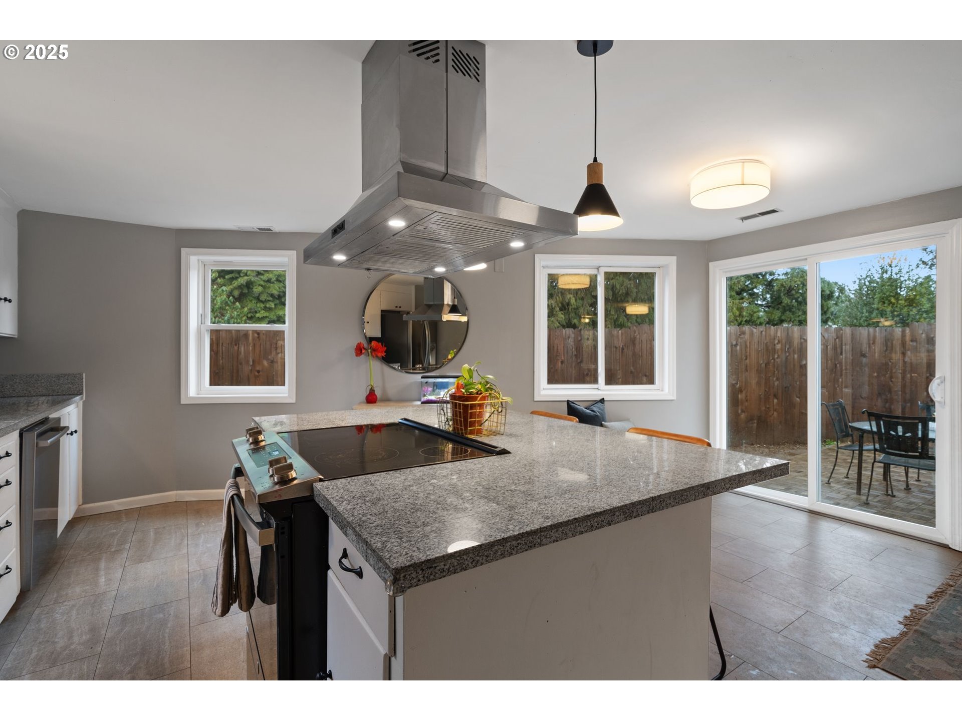 4680 Exeter Street West Linn, OR 97068 - Photo 12 of 26