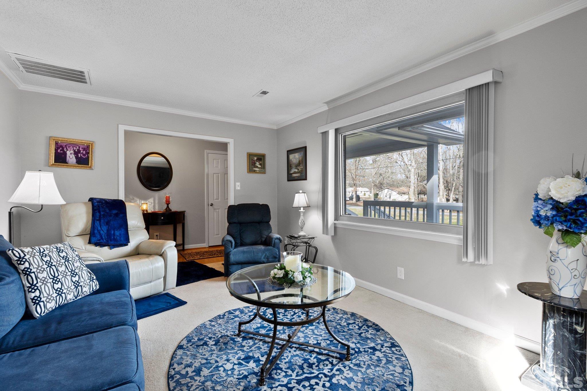 2706 Darrow Road Durham, NC 27704 - Photo 4 of 18 Gallery Image 4