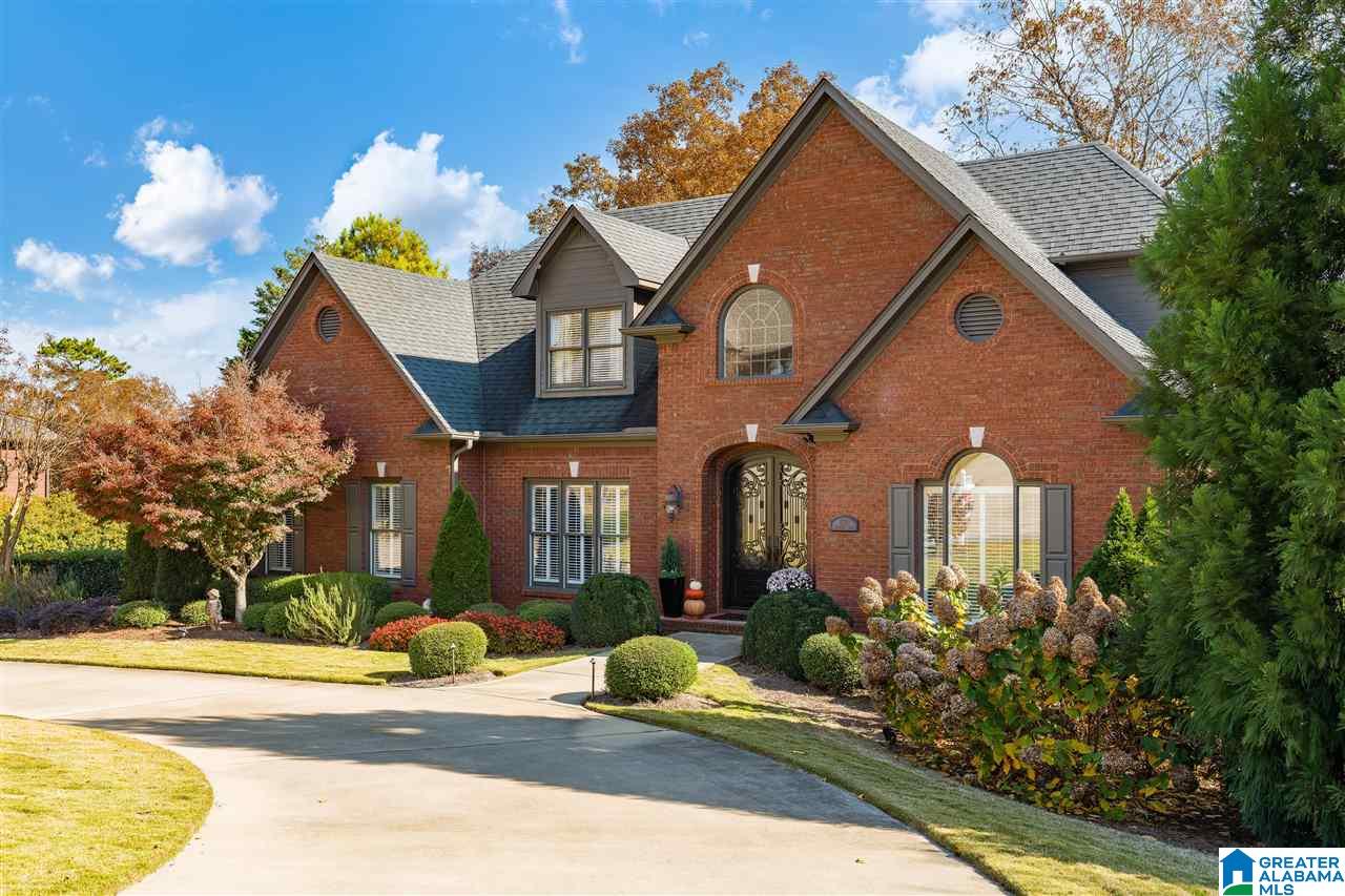 422 Woodward Road Trussville, AL 35173 - Photo 3 of 50