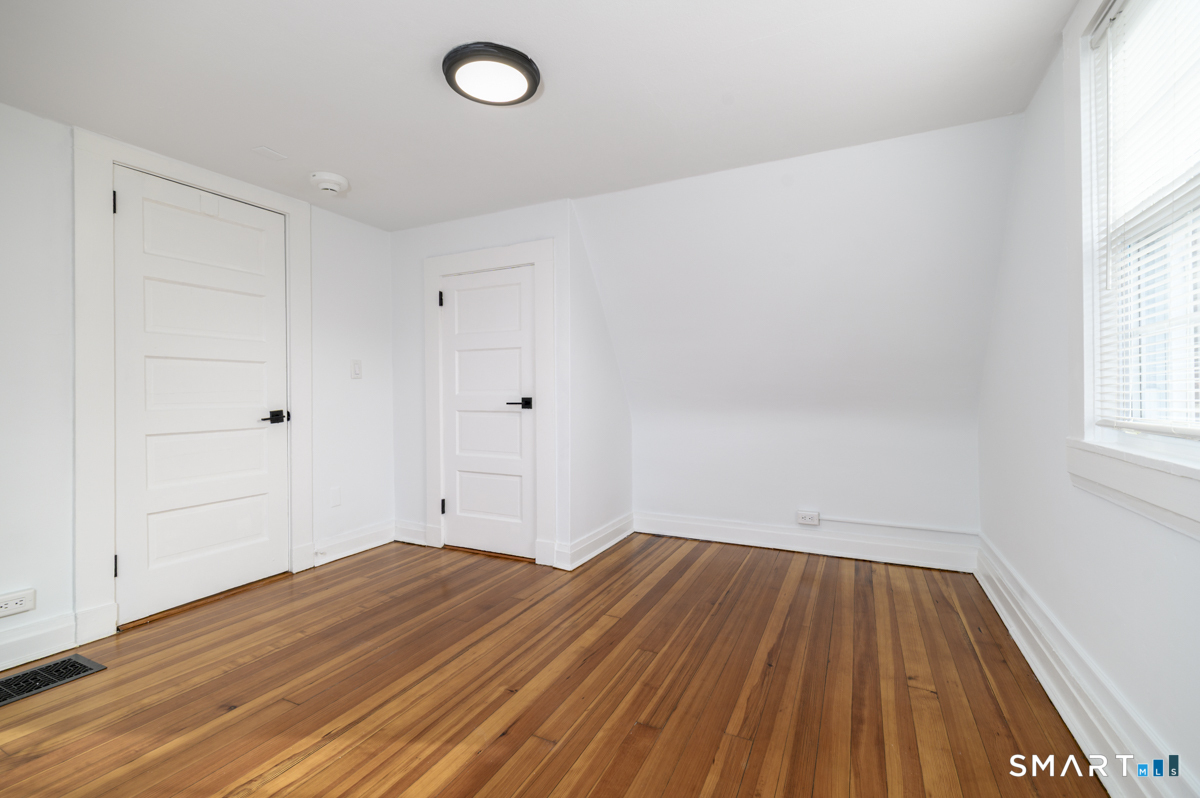 58 Post Road Fairfield, CT 06824 - Photo 10 of 22