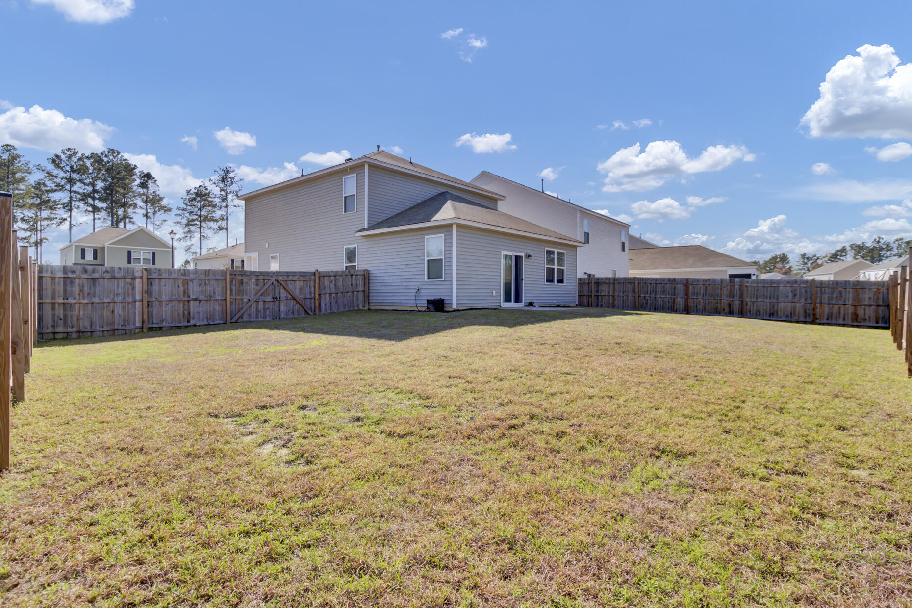 163 Horizon Rdg Drive Summerville, SC 29486 - Photo 19 of 19 163 Horizon Ridge Backyard sm