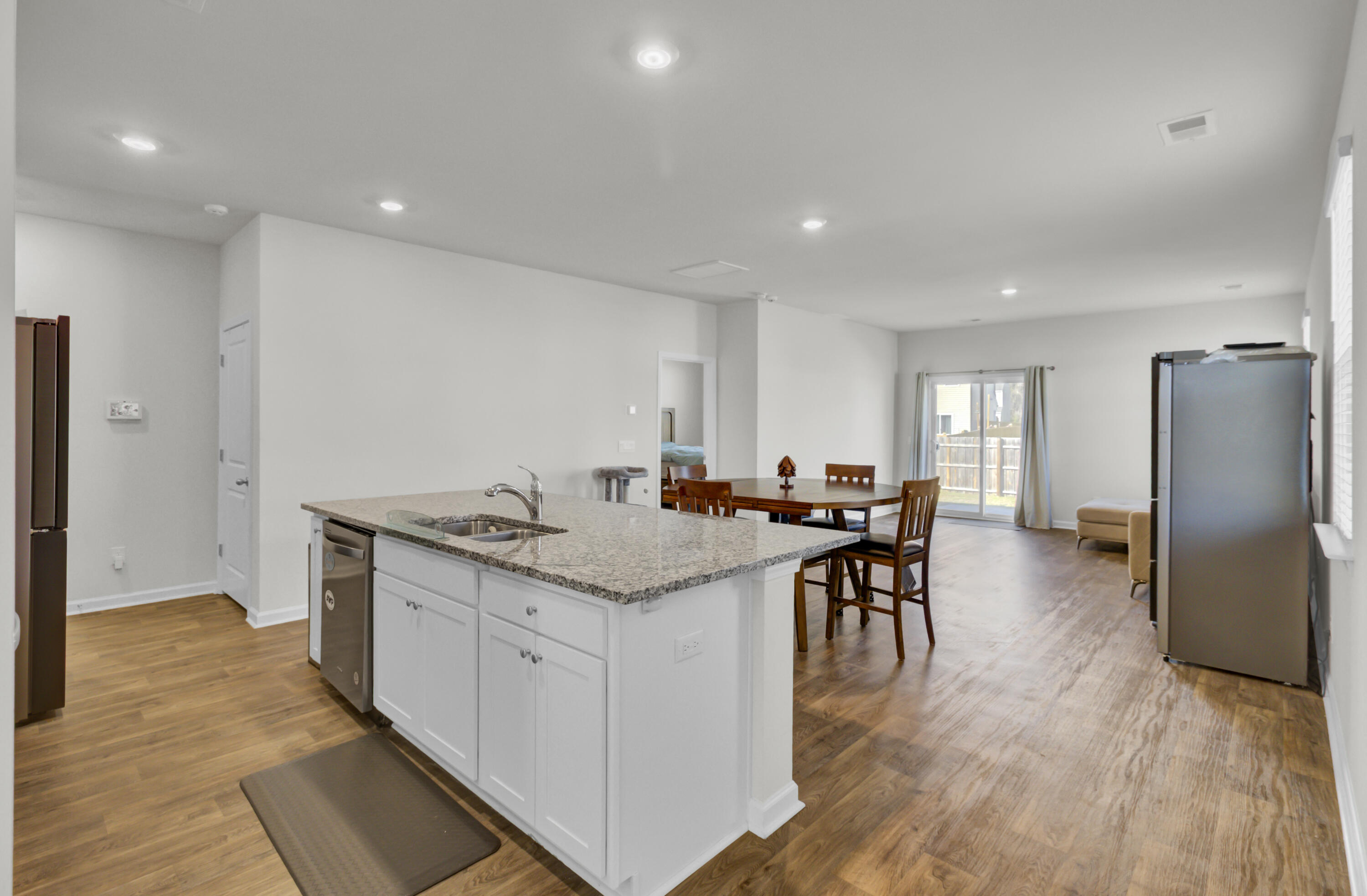 163 Horizon Rdg Drive Summerville, SC 29486 - Photo 6 of 18 163 Horizon Ridge kitchen island