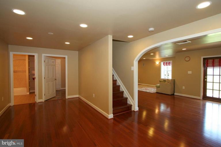 18704 Broken Oak Road Boyds, MD 20841 - Photo 20 of 26 Finished Lower Level