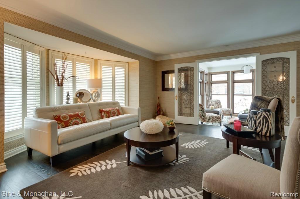 607 Middlesex Road Grosse Pointe, MI 48230 - Photo 9 of 27 20140126_607 Middlesex FINAL (5 of 28).jpg